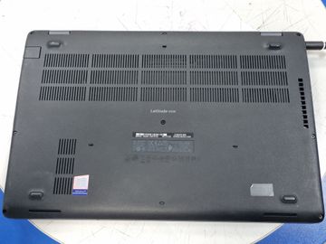 Б/в Ноутбук Dell 15/core i5 8265u ddr4/8gb ddr4/ssd 240 gb/*інтегрована 01-200809809