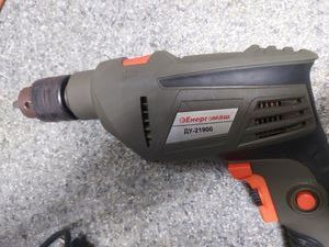 Б/в Дриль ударний Энергомаш ду-21900 900вт 01-200811401