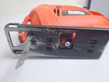 Б/у Электролобзик Black&Decker ks500 01-200815315