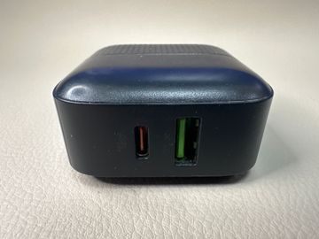 Б/в Мережевий зарядний пристрій Без Виробника ba46a premium pd 01-200821553