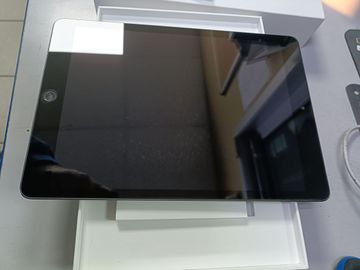 Б/в Планшет Apple a2270 ipad 8gen 128gb 01-200830067