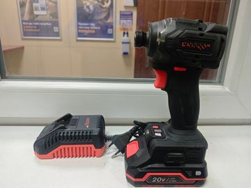 Б/у Шуруповерт Dnipro-M dtd-201bc ultra 1акб 2ah зп 01-200840414