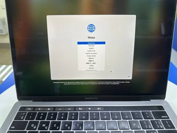 Б/в Ноутбук Apple macbook pro 2018 a1989 13,3" core i5 2,3ghz/ram8gb/ssd256gb/intel iris plus graphics 655 01-200842278