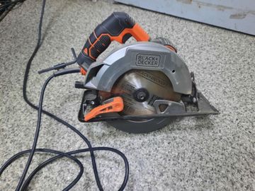 Б/у Пила дисковая Black&Decker cs1550 01-200845470