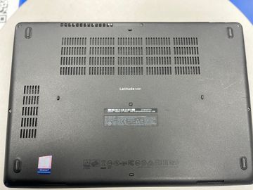 Б/в Ноутбук Dell 14/core i5 8400h ddr4/8gb ddr4/hdd *відсутній/ssd 256 gb/geforce mx130 2gb 01-200808221