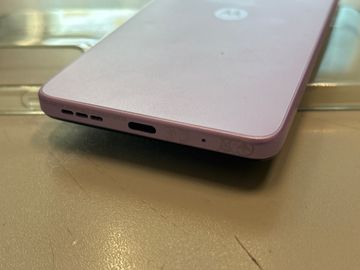 Б/в Мобільний телефон Motorola moto e14 2/64gb 01-200861276