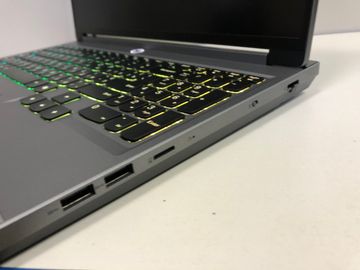 Б/в Ноутбук Lenovo 15/core i9-14900hx ddr5/16gb ddr5/hdd *відсутній/ssd 512 gb/geforce rtx4060 8gb 01-200867626