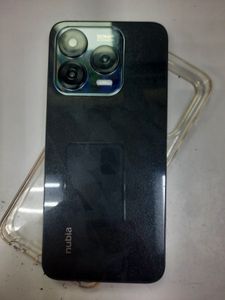 Б/в Мобільний телефон Zte nubia v70 design 8/256gb 01-200898604