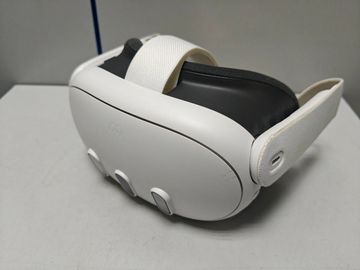 Б/в Окуляри віртуальної реальності Meta quest 3 128gb 01-200902462