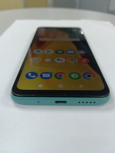 Б/в Мобільний телефон Xiaomi poco c40 4/64gb 01-200903114