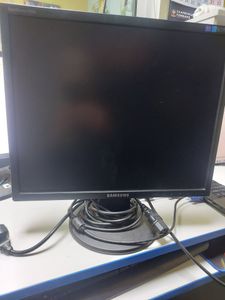 Б/в Монітор Samsung 943nw 01-200912637