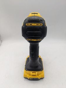 Б/в Шурупокрут Dewalt dcd780 20v 01-200916487