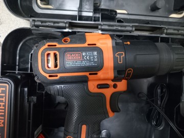 Б/в Шурупокрут Black&Decker bdchd18 1акб зп 01-200924772