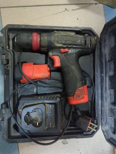 Б/у Шуруповерт Dnipro-M cd-12q kit 01-200924330