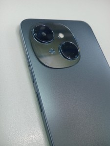 Б/у Мобільний телефон Tecno spark go 1 kl4 4/128gb 01-200954847