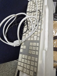Б/в Моноблок Apple imac / a2116 /екр. 21.5 / intel core i5 3.0ghz / ram 16gb / ssd 240gb / radeon pro 560x 4gb 01-200989578