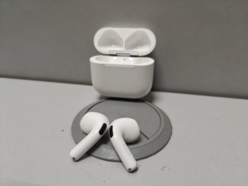 Б/у Навушники Apple airpods 4 01-201018111