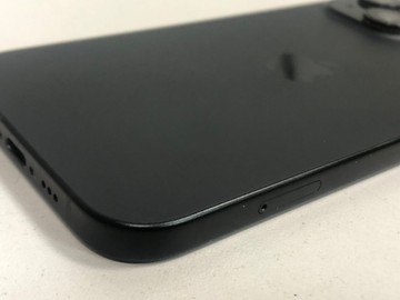 Б/в Мобільний телефон Apple iphone 15 256gb 01-201033867