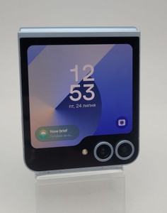 Б/в Мобільний телефон Samsung galaxy flip6 12/256gb 01-200979224
