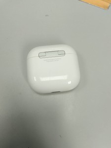 Б/у Навушники Apple airpods 4 with active noise cancellation 01-201099684