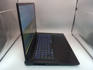 Б/в Ноутбук Dream Machines 17/core i9-14900hx ddr5/32gb ddr5/hdd *відсутній/ssd 1000 gb/rtx 5060 8gb 01-201052418