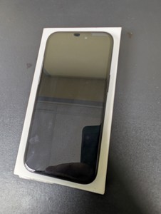 Б/у Мобільний телефон Apple iphone 15 256gb 01-201140098