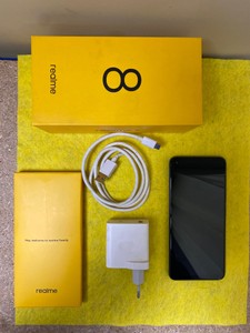 Б/у Мобільний телефон Realme 8 6/128gb 01-201181086