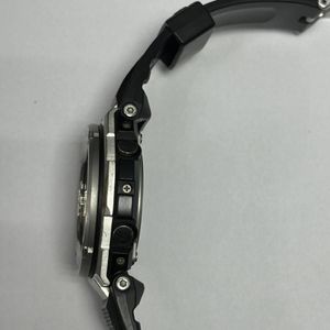 01-200350676: Casio gst-w110