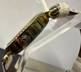 01-19022200: Royal London 20025-04