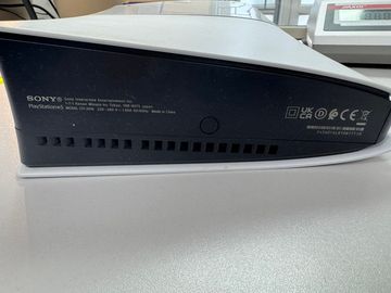 01-200619128: Sony playstation 5 slim digital edition 1tb