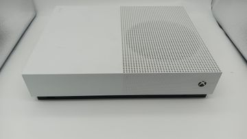 01-200619839: Microsoft xbox one s 1tb
