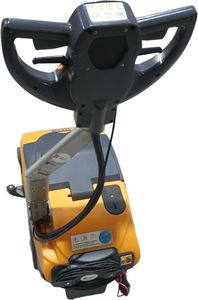 Б/у Підлогомиюча акумуляторна машина Taski swingo 350 01-200749711