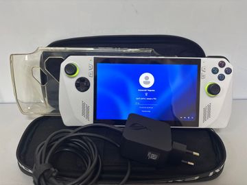 01-200771588: Asus rog ally 2023 2tb