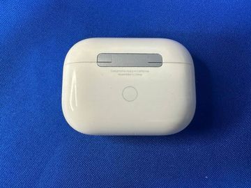 01-200797687: Apple airpods pro