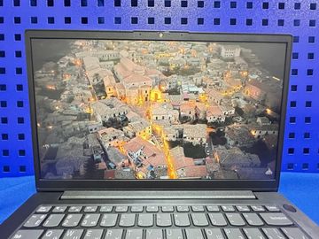 Б/в Ноутбук Lenovo 14/core i3-1315u ddr5/8gb ddr5/hdd *відсутній/ssd 512 gb/*інтегрована 01-200808218