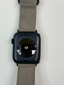 Б/в Смарт-годинник Apple watch se 2 gps 44mm aluminium case 01-200829222