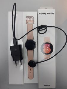 Б/у Смарт-часы Samsung galaxy watch5 40mm 01-200830043