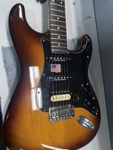 Б/в Електрогітара Fender 0119202703 01-200843538