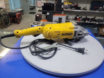 Б/в Кутова шліфмашина Dewalt dwe490 01-200801993