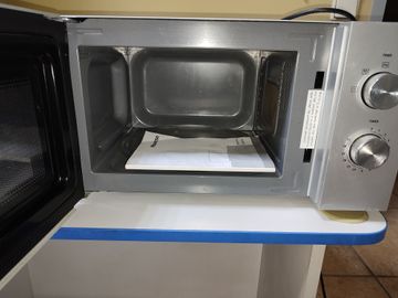 Б/у Микроволновая печь Hisense h20momp1h 01-200840947