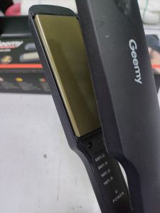 Б/у Плойка Geemy gm-2995 01-200855041