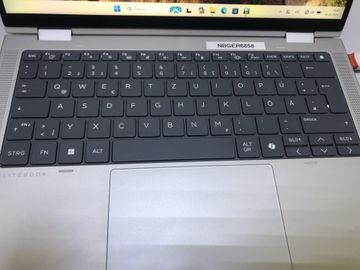 Б/в Ноутбук Hp 14"/ultra 7 165h/ram 32gb/ssd 1tb/intel arc graphics 01-200886956