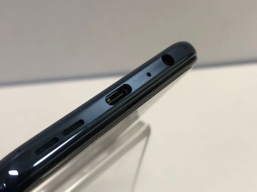 Б/в Мобільний телефон Oneplus nord n100 4/64gb 01-200890201