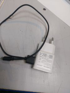 Б/в Зарядний пристрій Samsung ep-ta200 15w + microusb 01-200890957