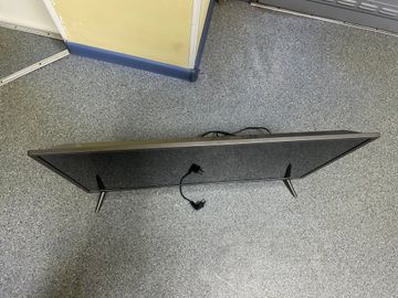 Б/в Телевізор Kivi 32hr50gu 01-200887300