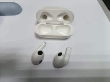 Б/в Навушники Apple airpods 3rd generation 01-200907549
