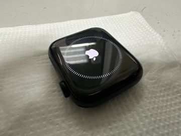 Б/в Смарт-годинник Apple watch se 2 gps + cellular 44mm aluminum case 01-200907273