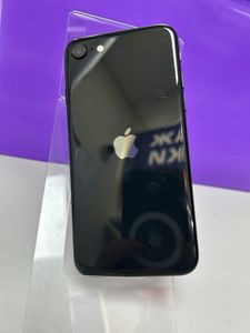 Б/в Мобільний телефон Apple iphone se 2020 64gb 01-200911885