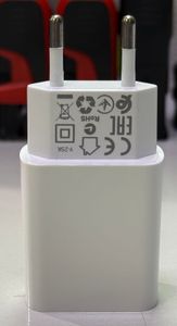 Б/в Мережевий зарядний пристрій Borofone ba20a 16-000273943