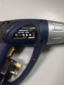 Б/у Фен строительный Titan ttb216htg 01-200914261